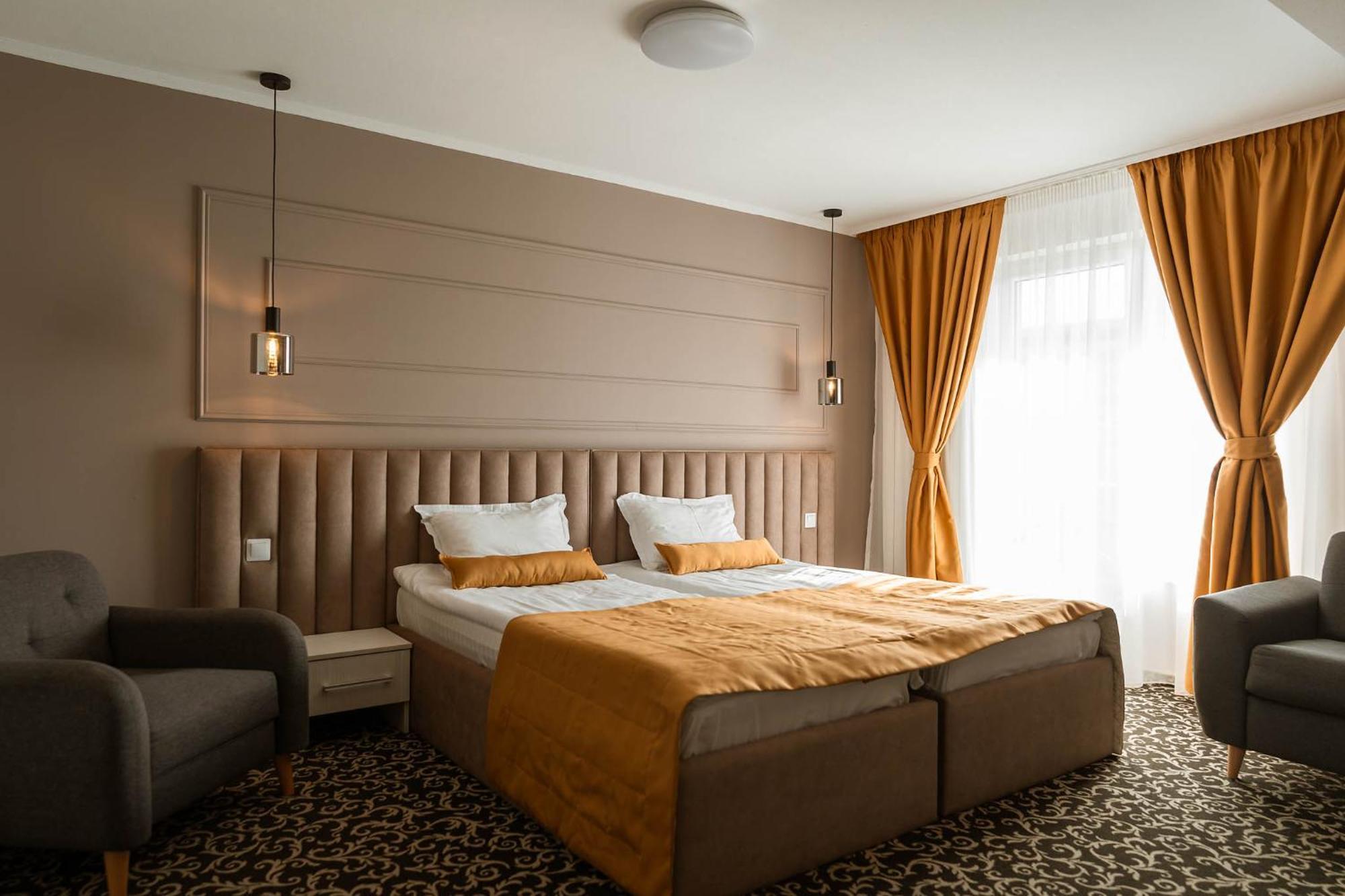 Allegria Hotel Spa ไบเออลูนูไม ภายนอก รูปภาพ