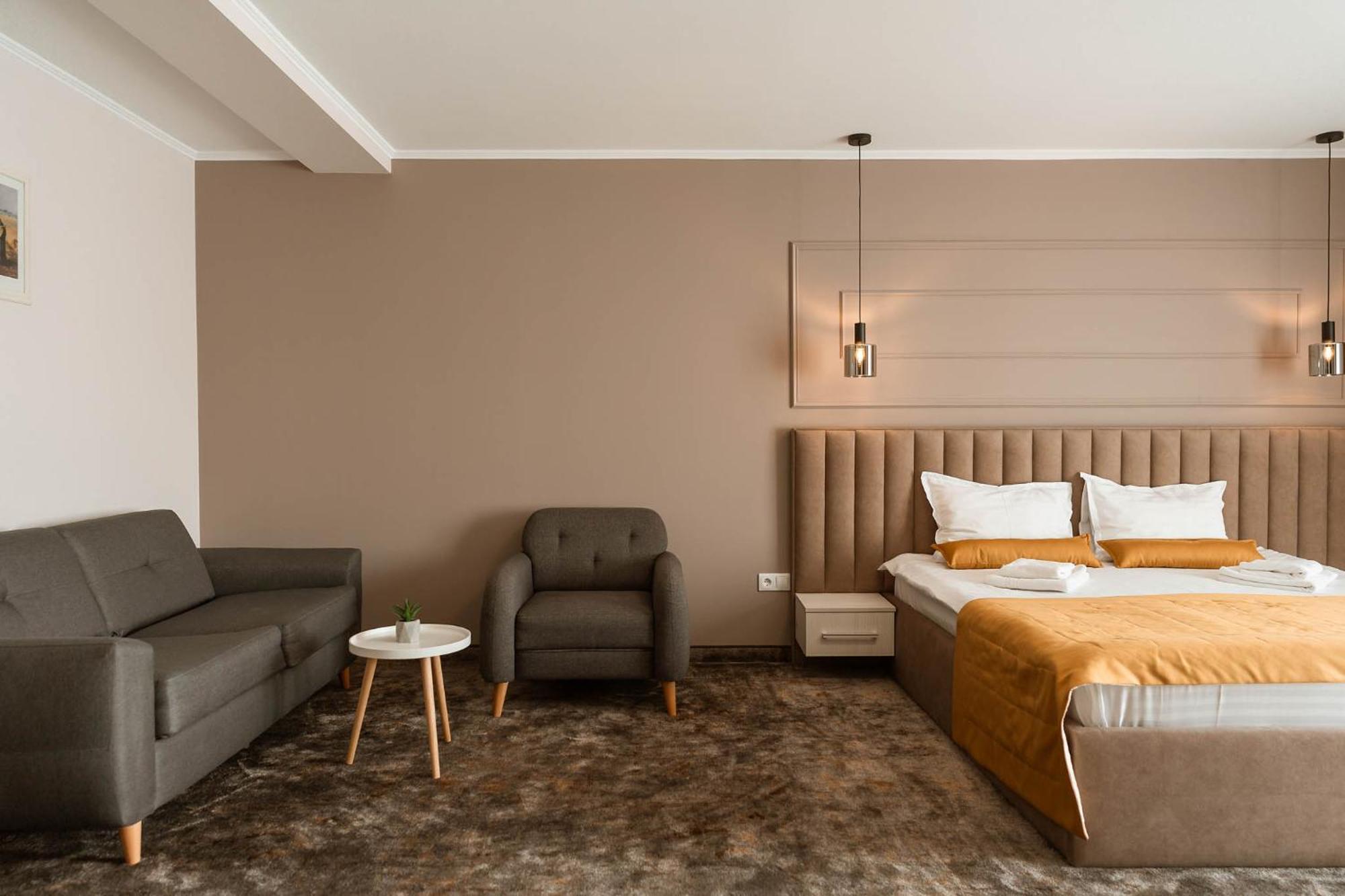 Allegria Hotel Spa ไบเออลูนูไม ภายนอก รูปภาพ